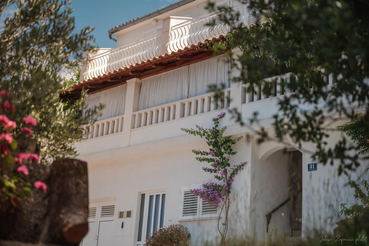Apartments Lastovo Silic Екстериор снимка