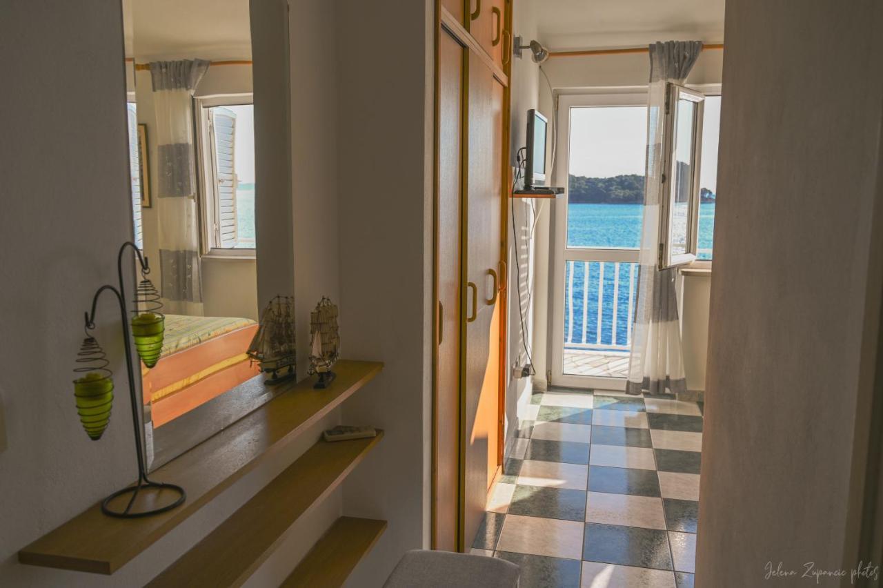Apartments Lastovo Silic Екстериор снимка