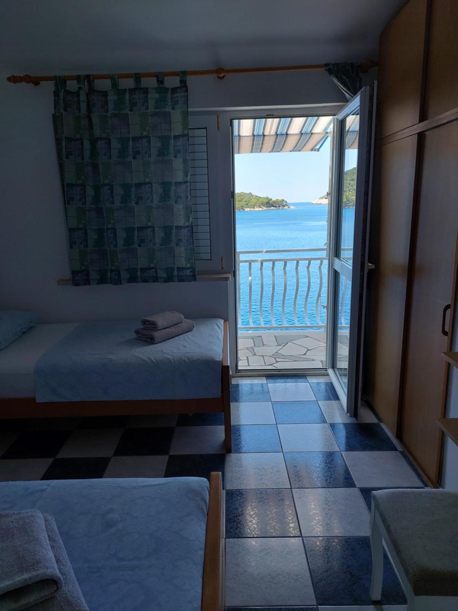 Apartments Lastovo Silic Екстериор снимка